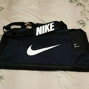 Nike gym duffle bag